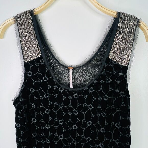 Free People Velvet Eyelet Beaded Shift Dress Size 4 - Picture 4 of 10
